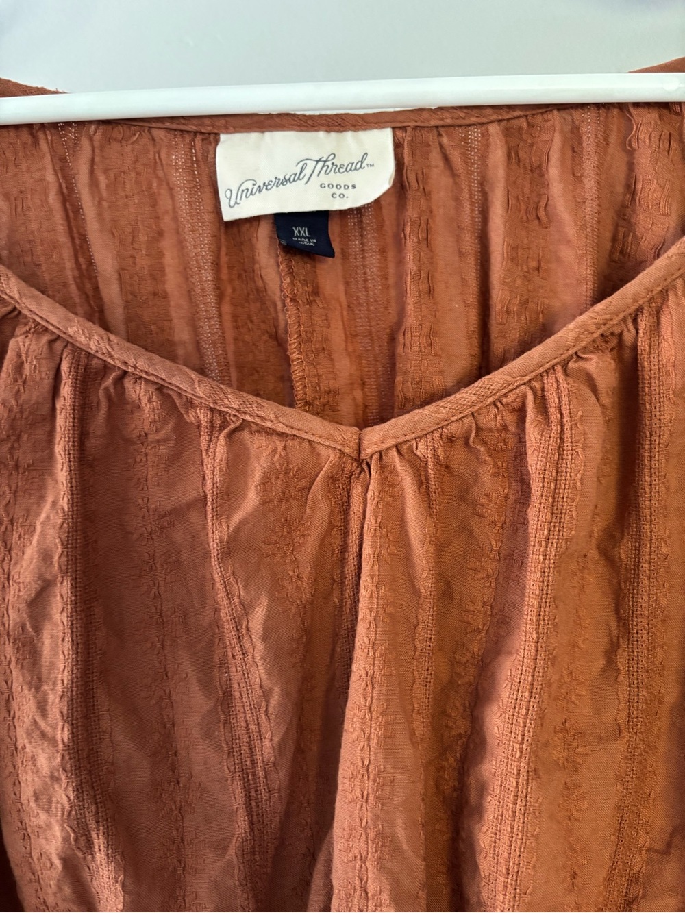 Universal Threads Rust Cropped Peasant Blouse - Picture 3 of 5